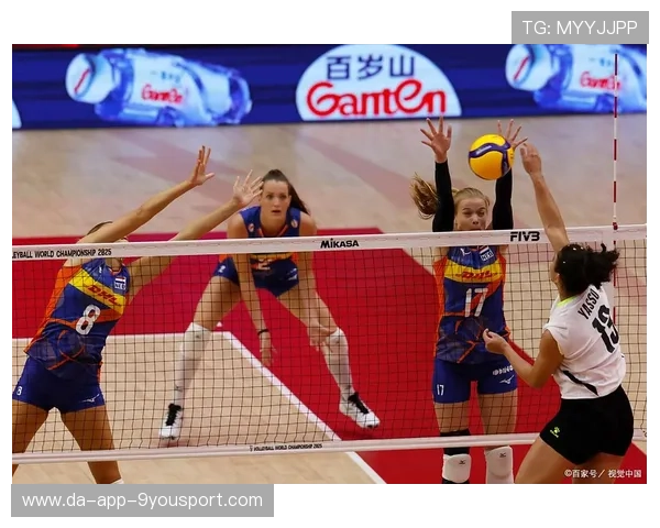 女排自由人神级二传：打造完美战术的秘密武器